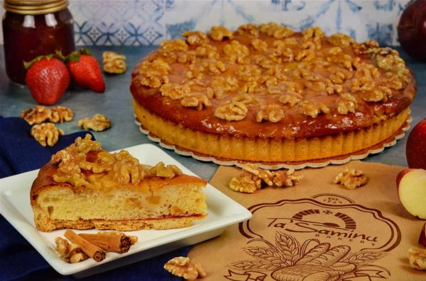 Apple & Walnut Cake