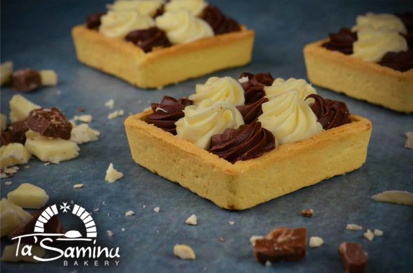 Chocolate & White Chocolate Tart