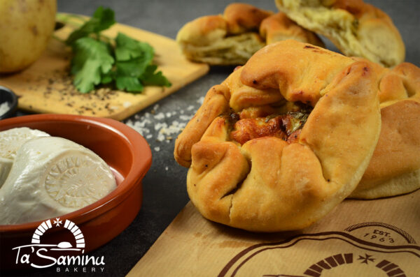 Ftira tal-Ġobon, Patata & Tursin (Small)