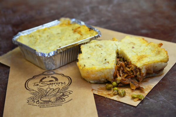 Pulled Pork & Potato Mash Portion